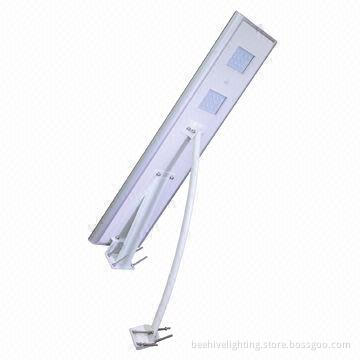 All-in-one Solar Streetlight with 30W Power, 6,000K Color Temperature Range